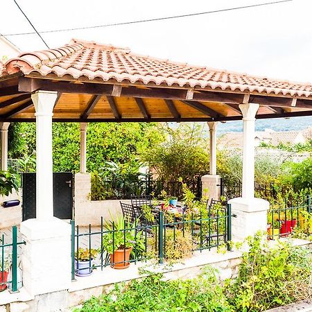 Holiday Home Villa Pindo Ston Εξωτερικό φωτογραφία