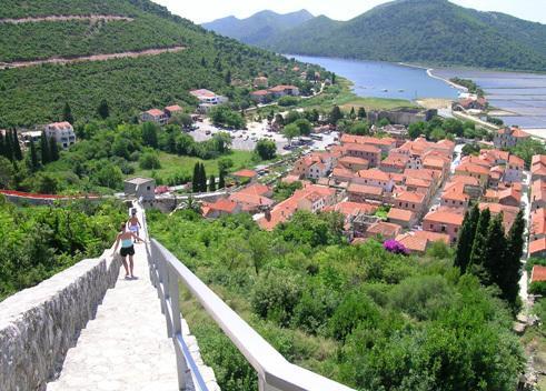 Holiday Home Villa Pindo Ston Εξωτερικό φωτογραφία